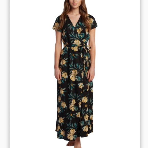 Roxy District Day Maxi Dress - Picture 1 of 10